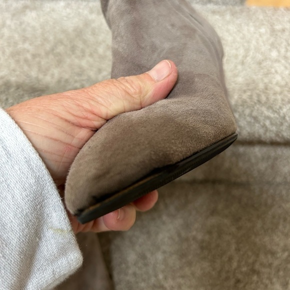 Botkier Sasha Suede Pointed Toe taupe grey Bootie. EUC. 7.5. Suede heel. Classic - Picture 13 of 15